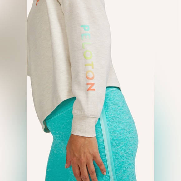 Peloton Women’s Large Open Back Work It Out Open Back Long Sleeve - Picture 10 of 10